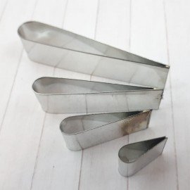 FOAMIRAN WYCINAK PŁATKI DROBNE 4szt GERBERA/STOKROTKA METAL